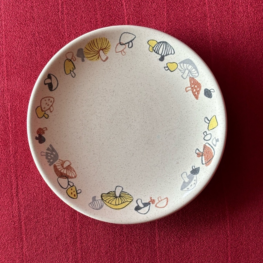 Vintage Franciscan Woodlore Mushroom Pattern 6.5” Dessert Plate